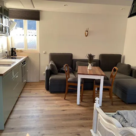 Apartment Zschampert Hof Bei Leipzig Ruhige Landliebe Fuer 2-3 Personen *