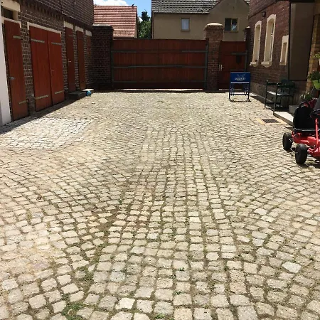 Zschampert Hof Bei Leipzig Ruhige Landliebe Fuer 2-3 Personen